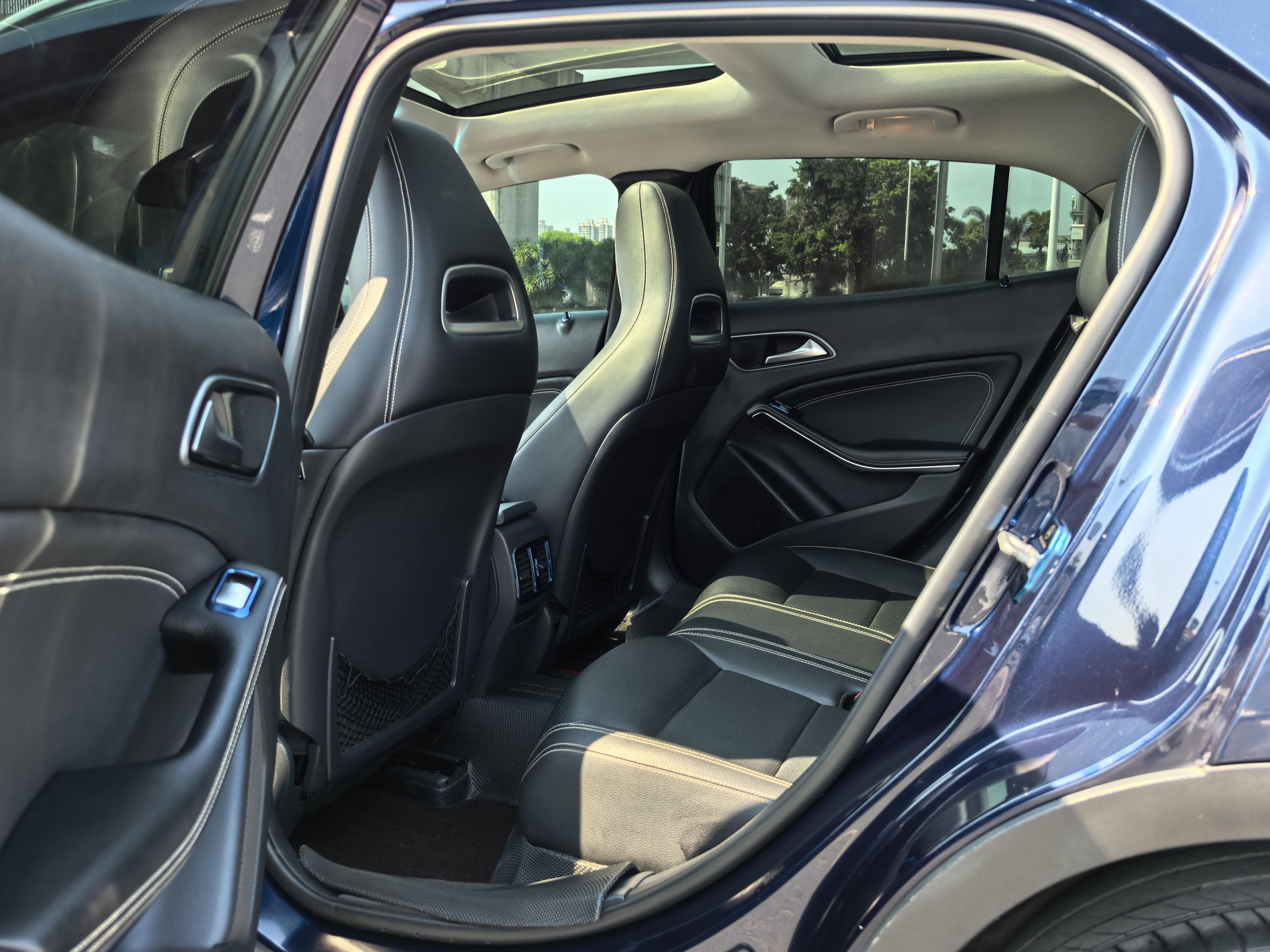Mercedes-Benz GLA 2016 thumb 7