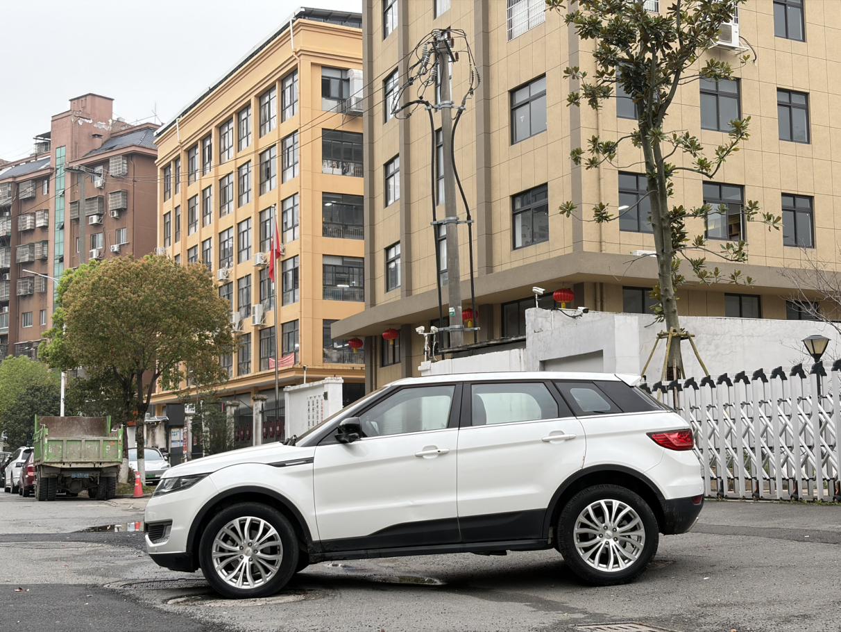 Landwind X7 2016 thumb 2