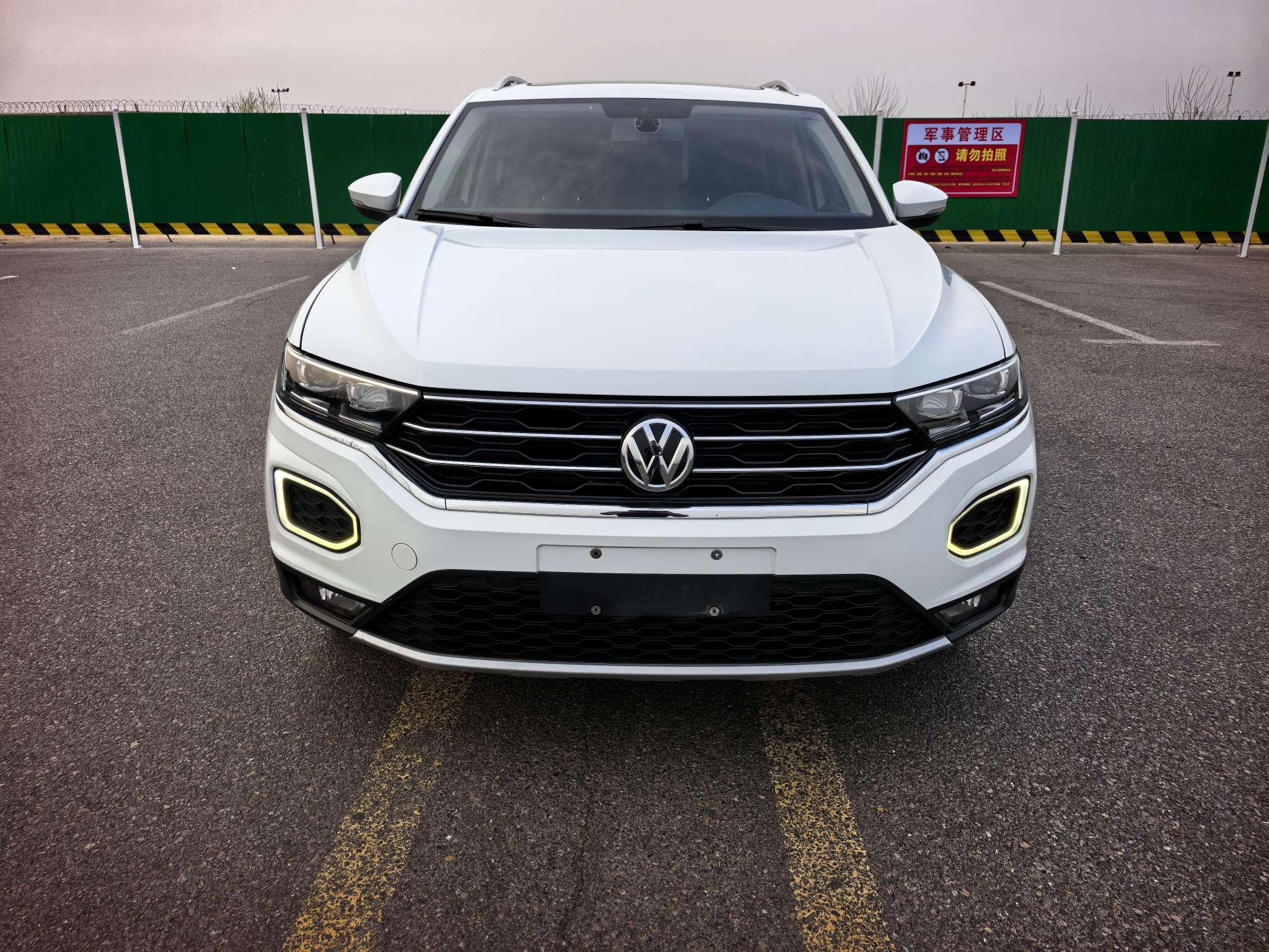 Volkswagen T-Roc 2020 thumb 9
