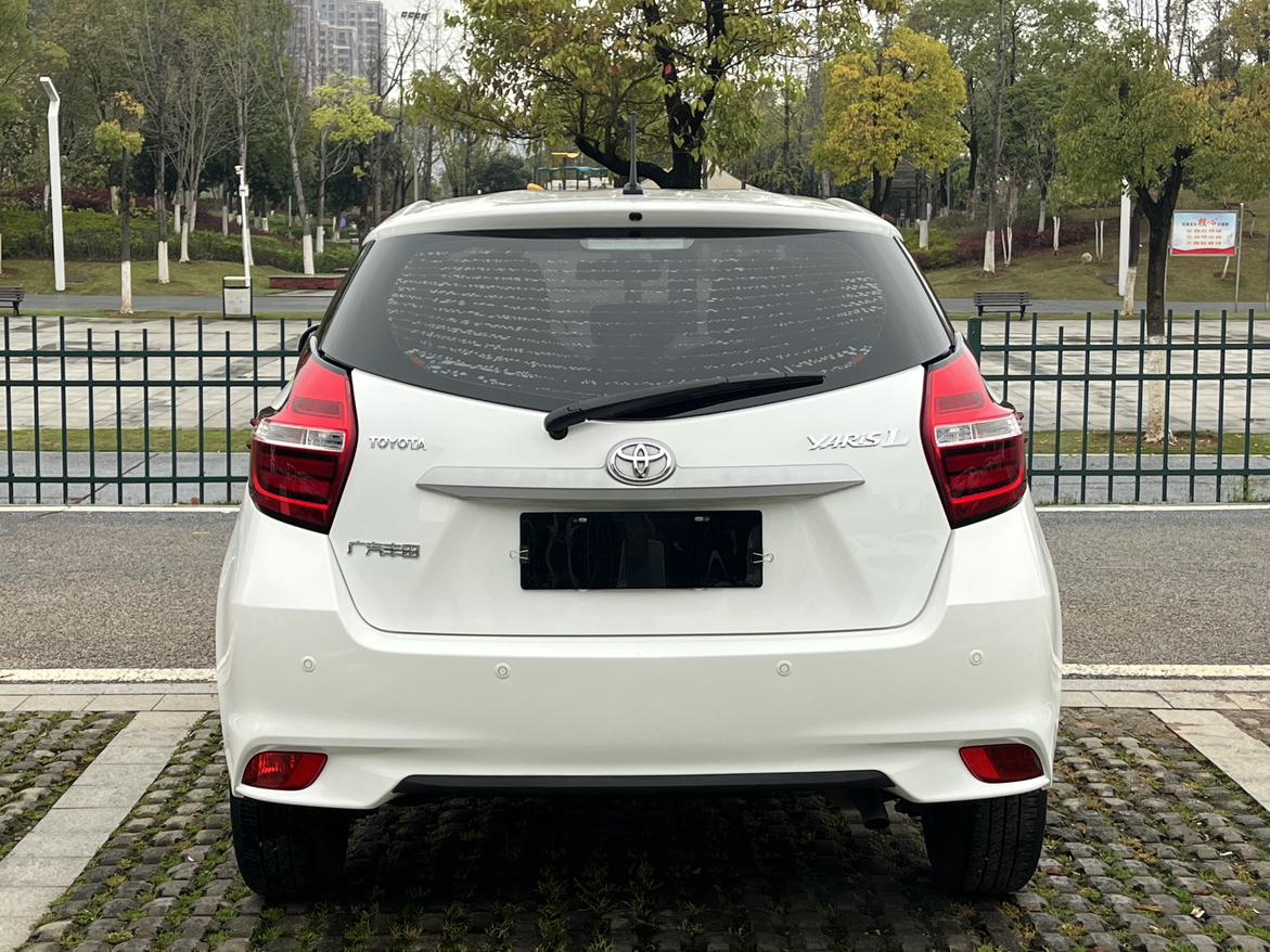 Toyota Yaris 2021 thumb 3