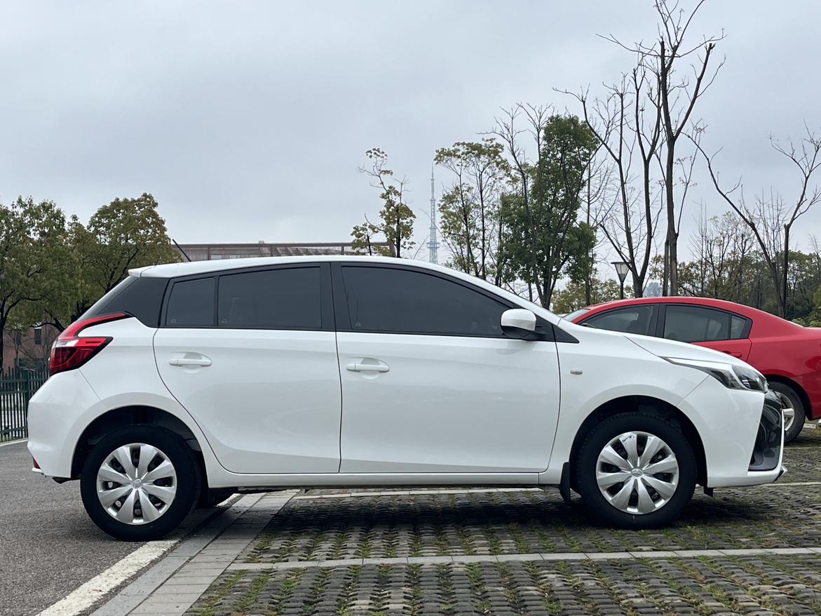 Toyota Yaris 2021 thumb 5