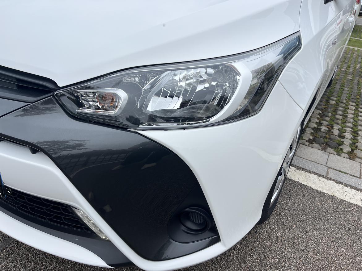 Toyota Yaris 2021 thumb 6
