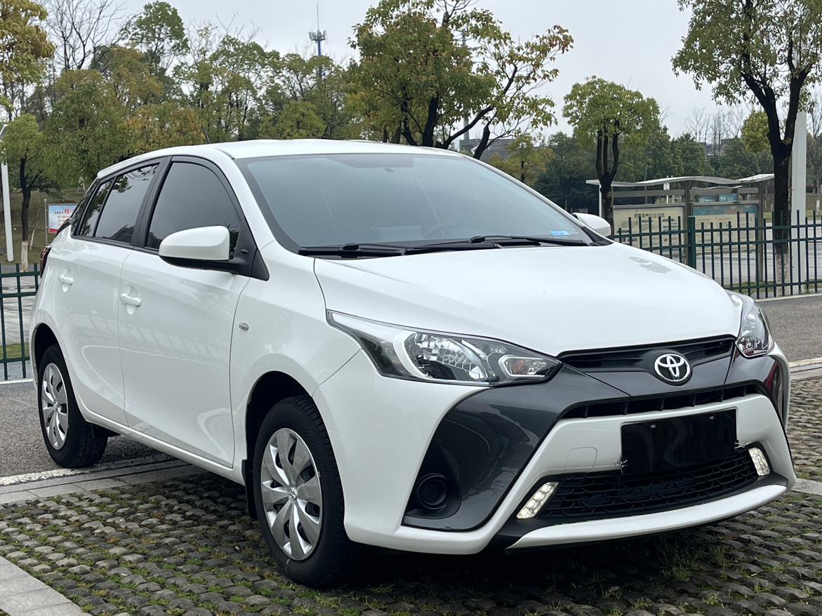 Toyota Yaris 2021 thumb 8