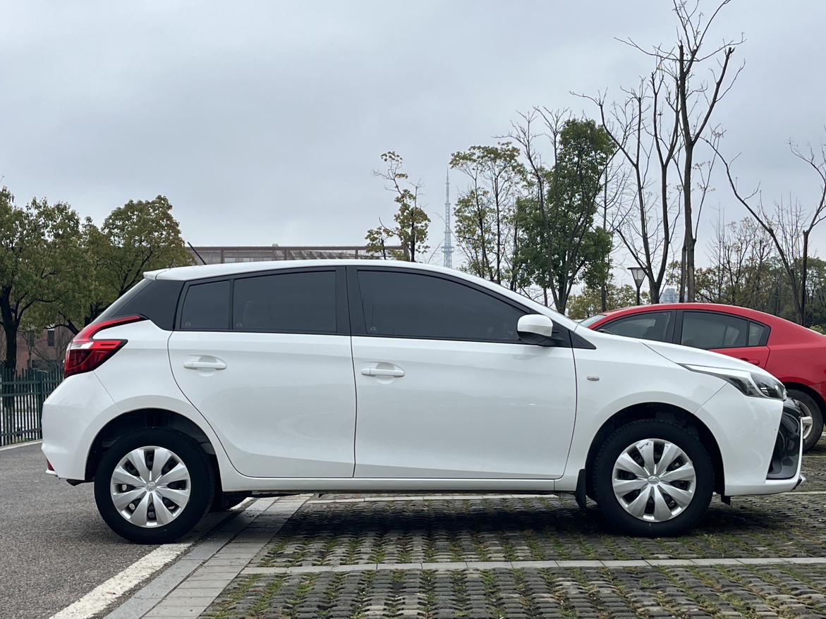 Toyota Yaris 2021 thumb 11