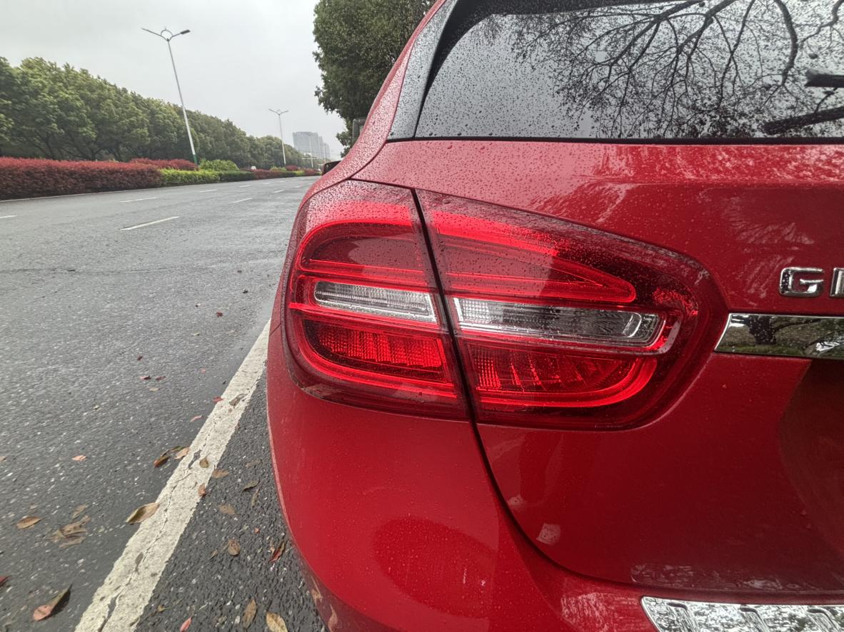 Mercedes-Benz GLA 2016 thumb 5
