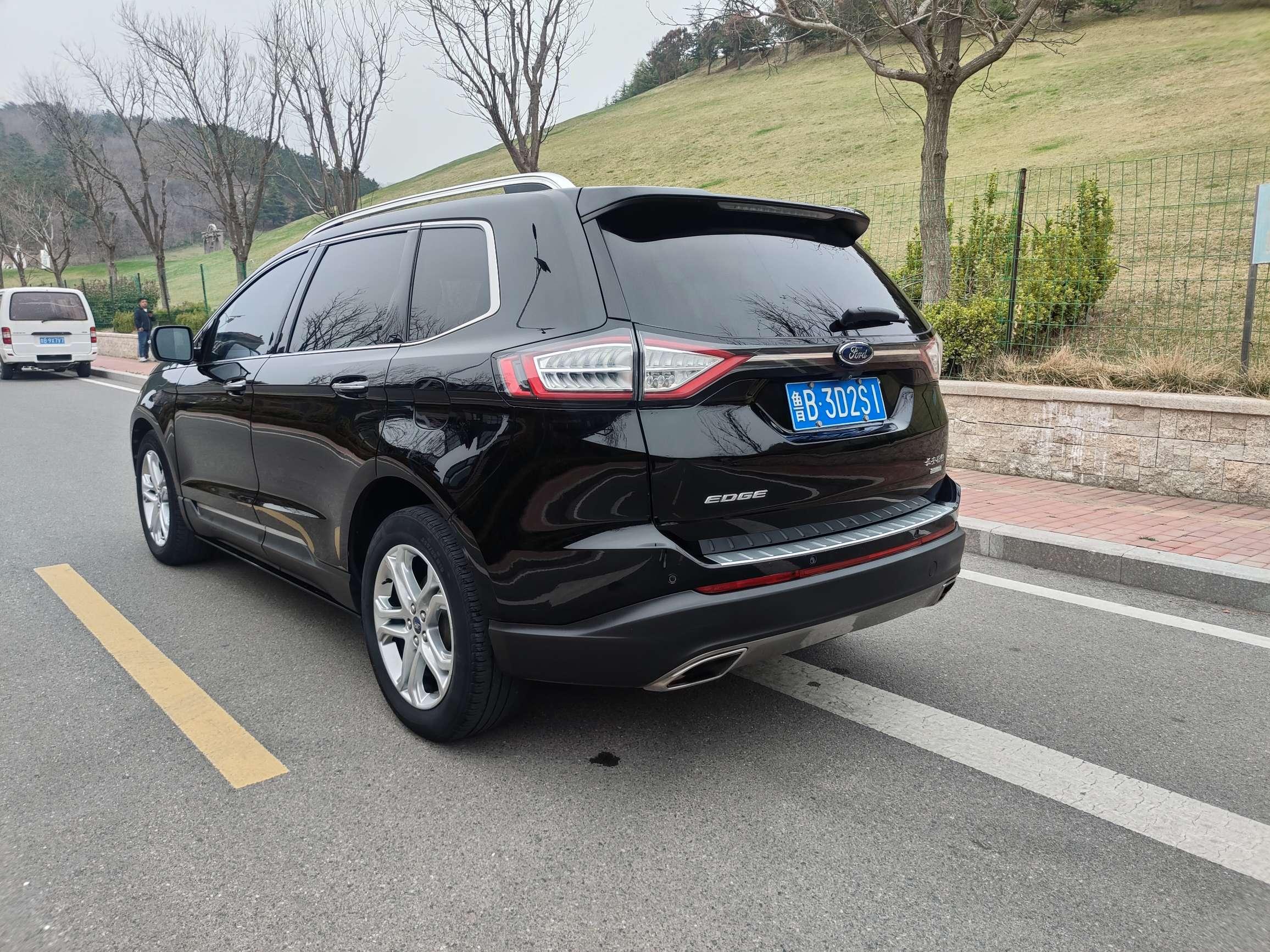 Ford Edge 2018 thumb 2