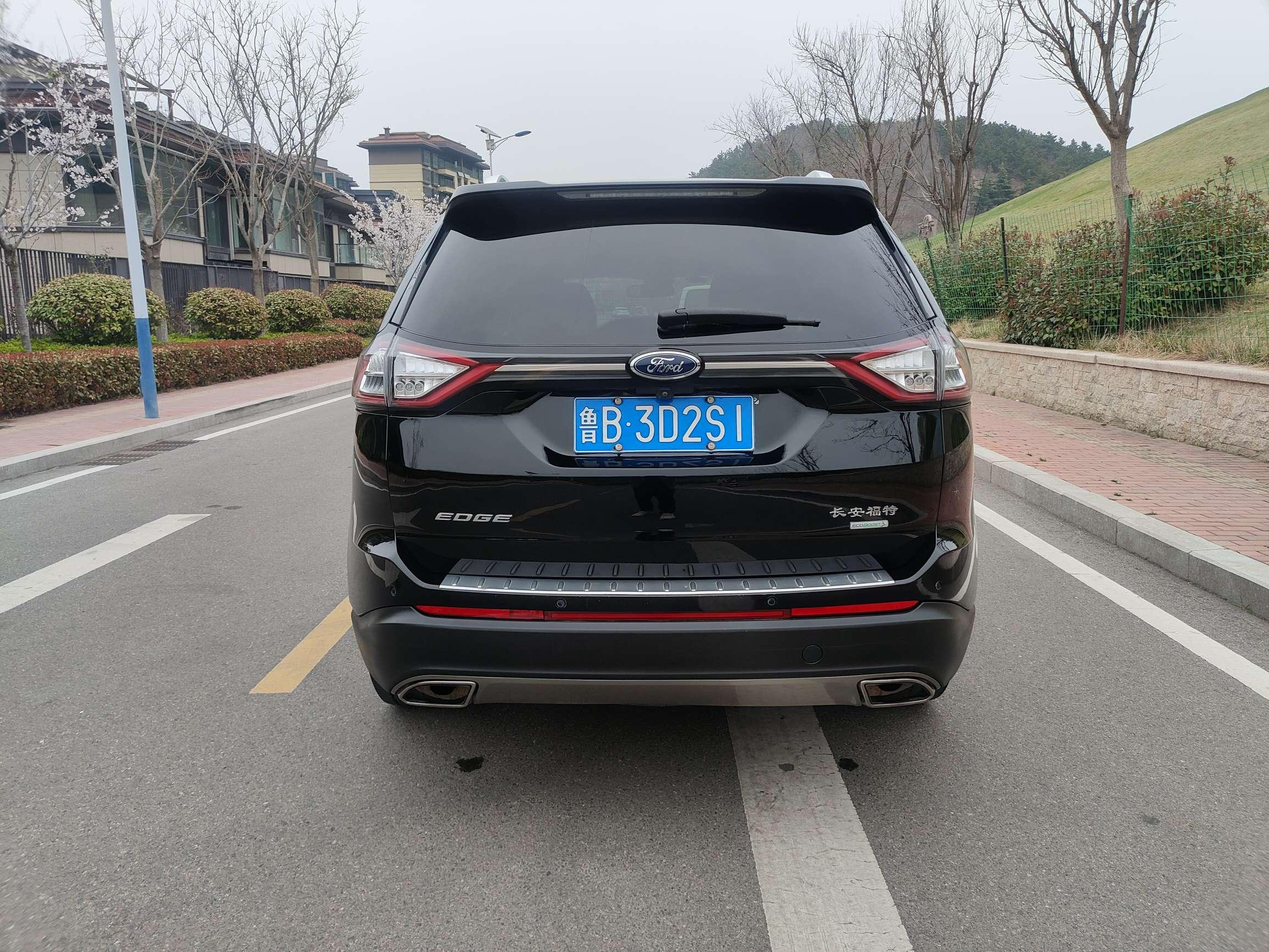 Ford Edge 2018 thumb 3