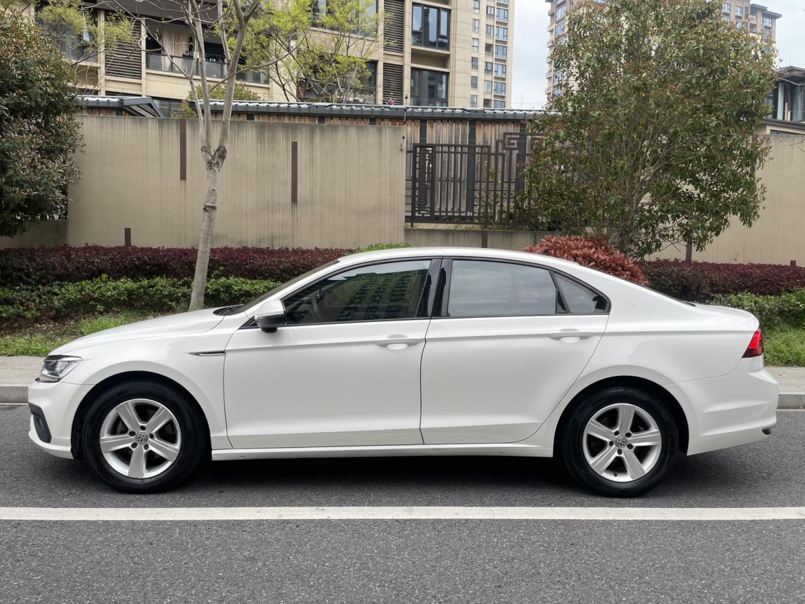 Volkswagen Lamando 2019 thumb 2