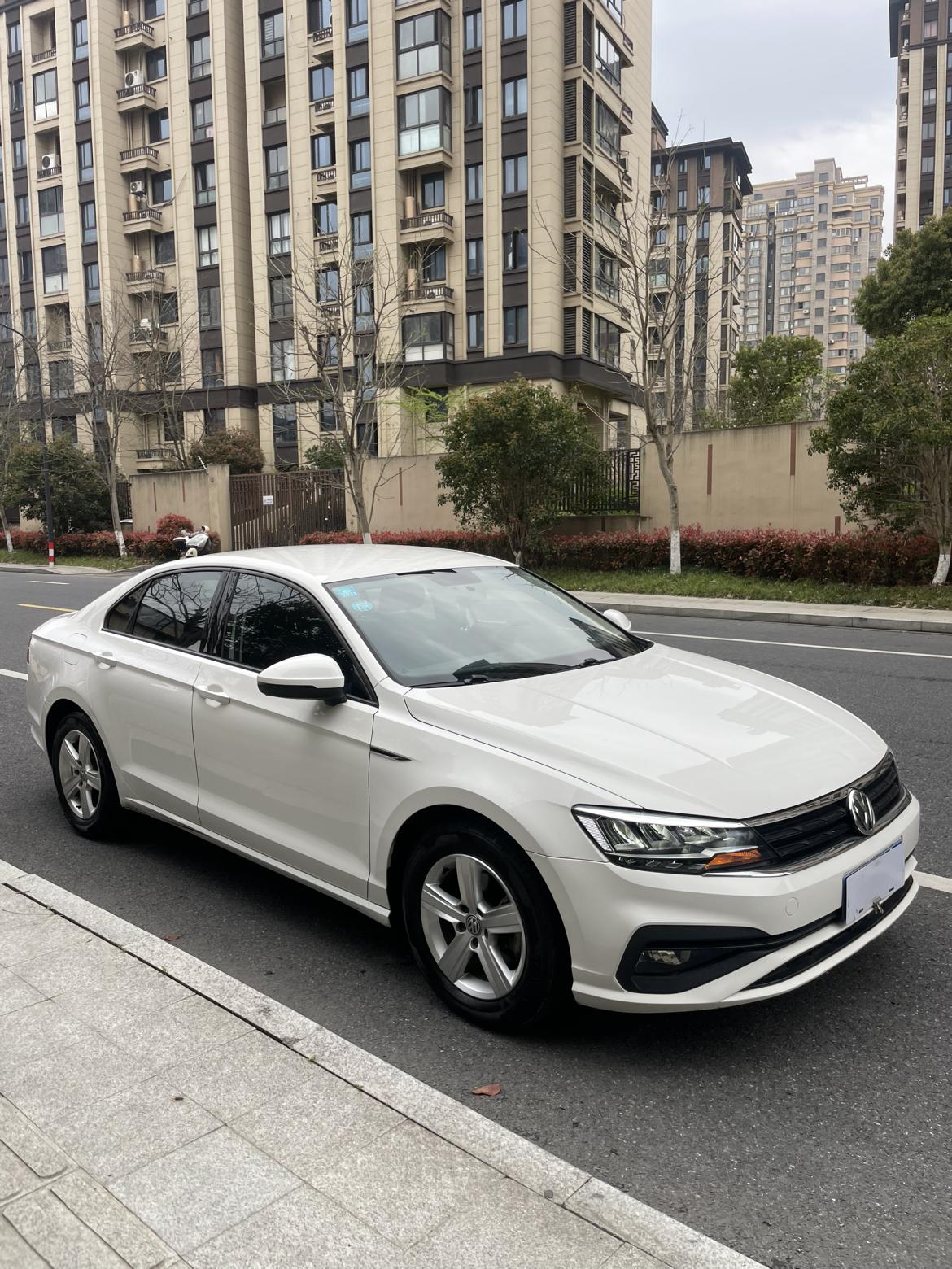 Volkswagen Lamando 2019 thumb 12