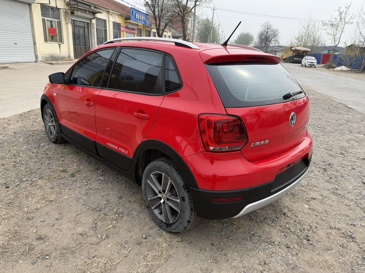 Volkswagen Polo 2012 thumb 3
