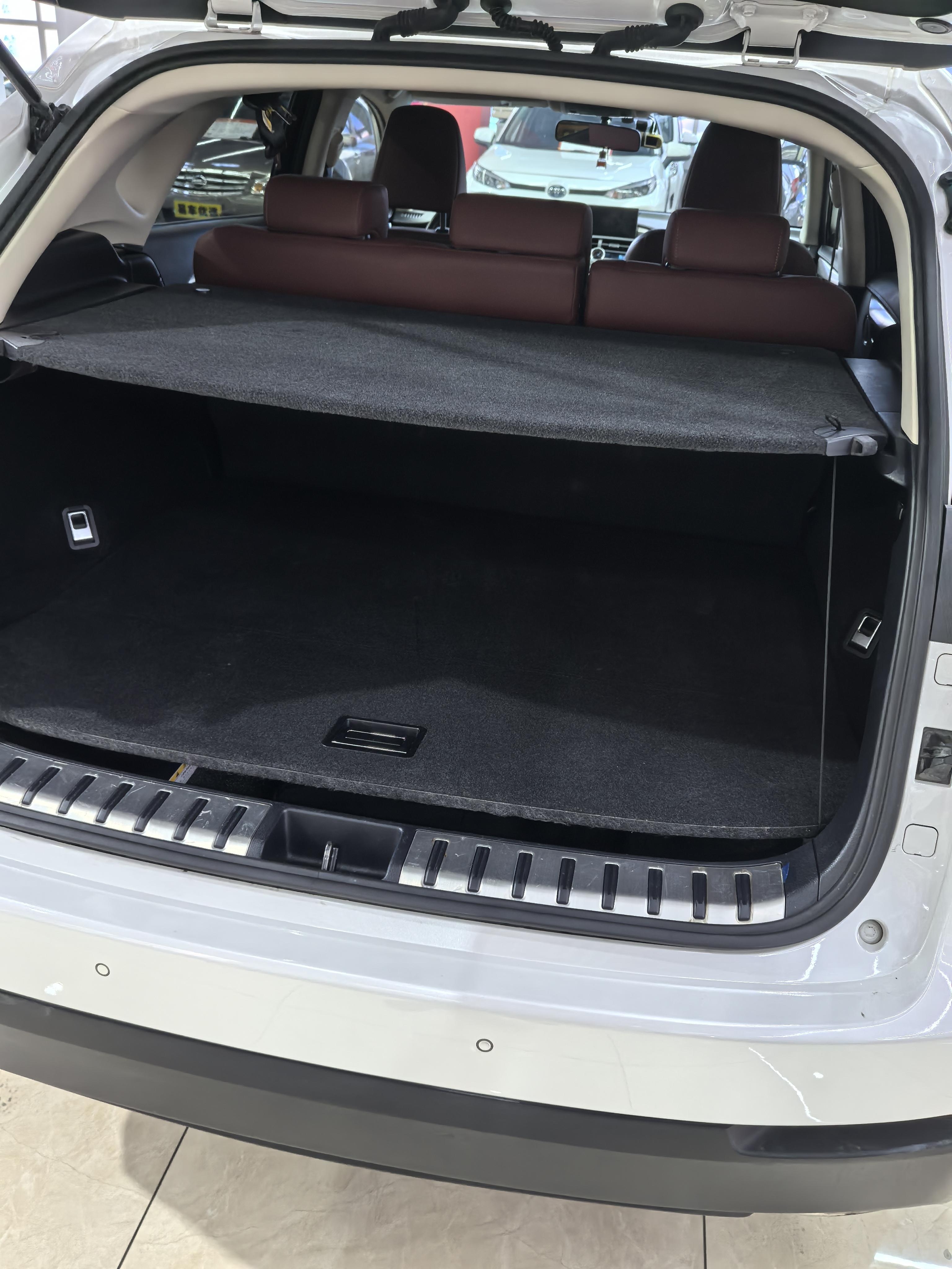 Lexus NX 2015 thumb 6