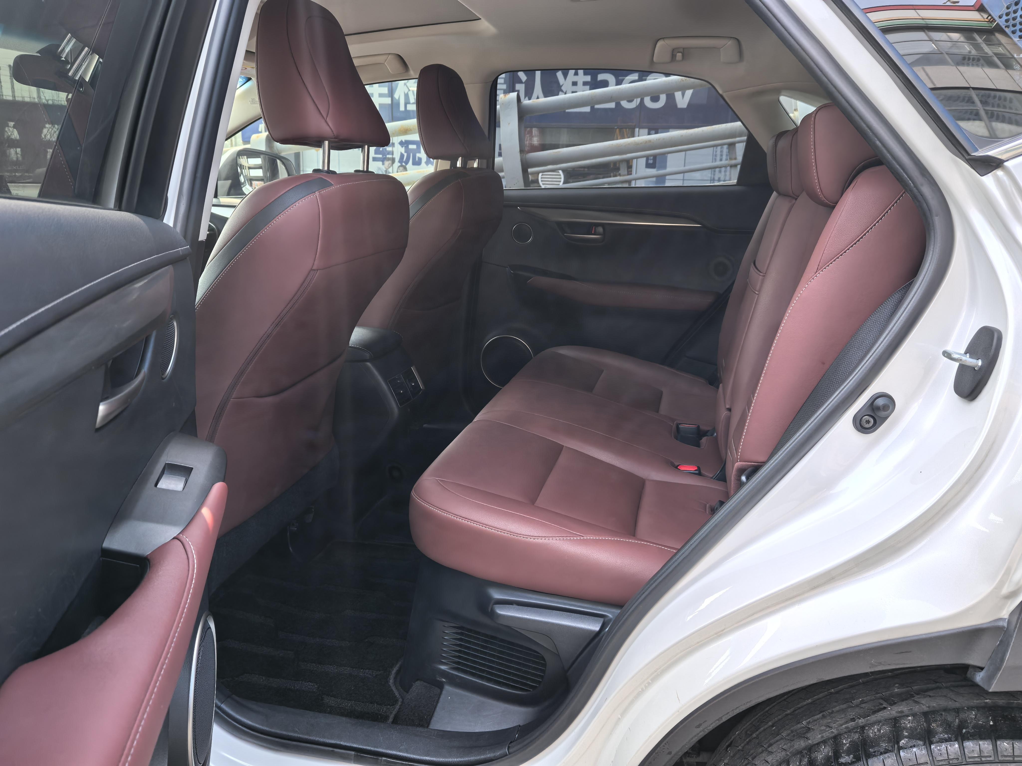 Lexus NX 2015 thumb 12