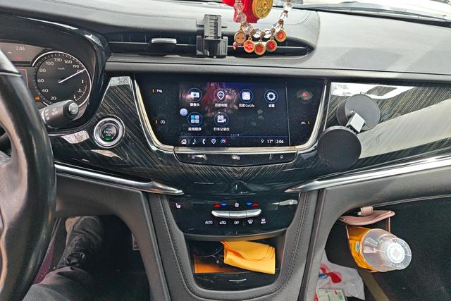 Cadillac XT6 2021 thumb 10