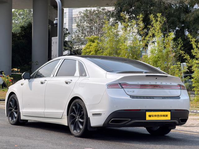 Lincoln MKZ 2019 thumb 3