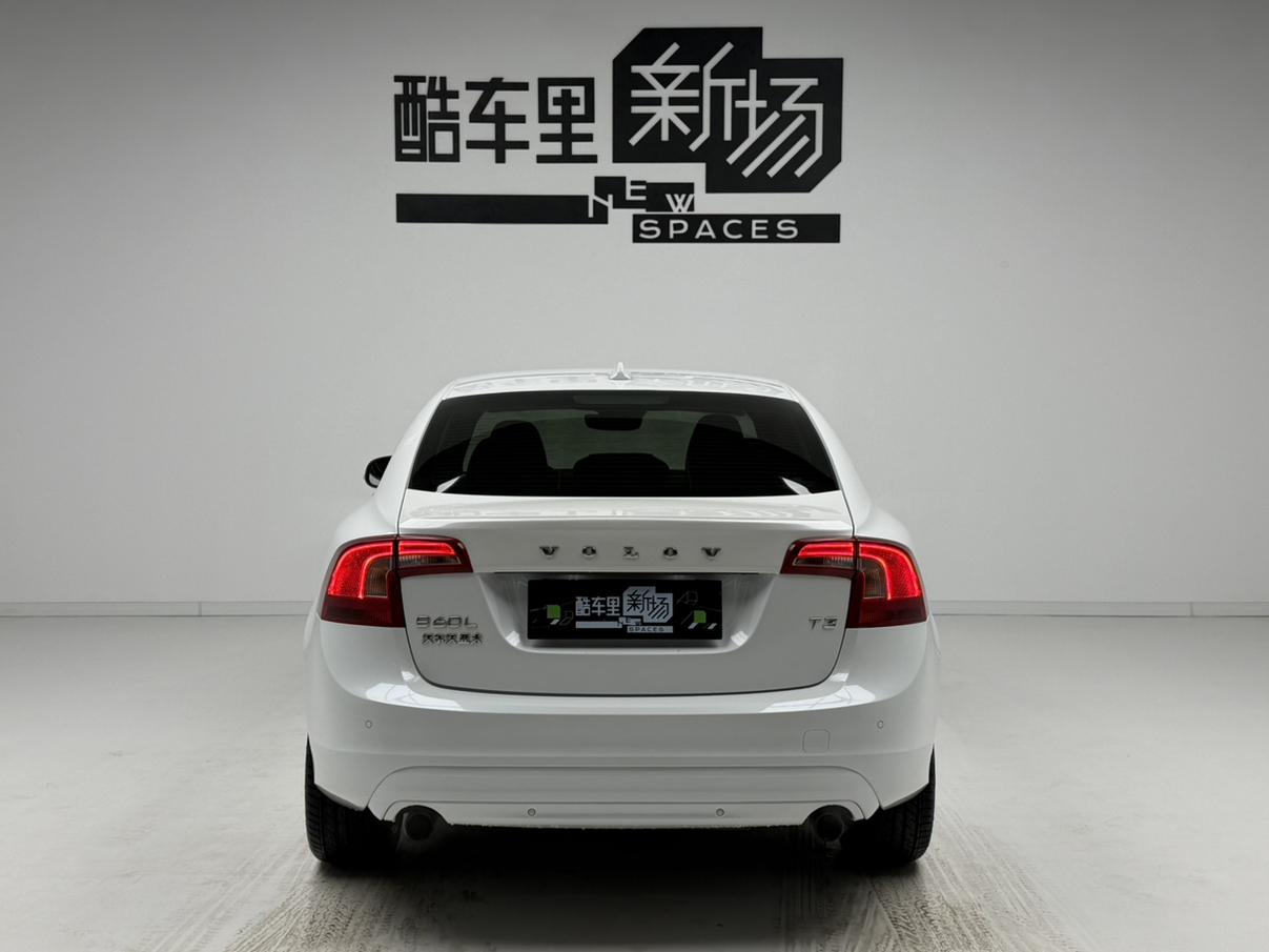 Volvo S60 2019 thumb 4