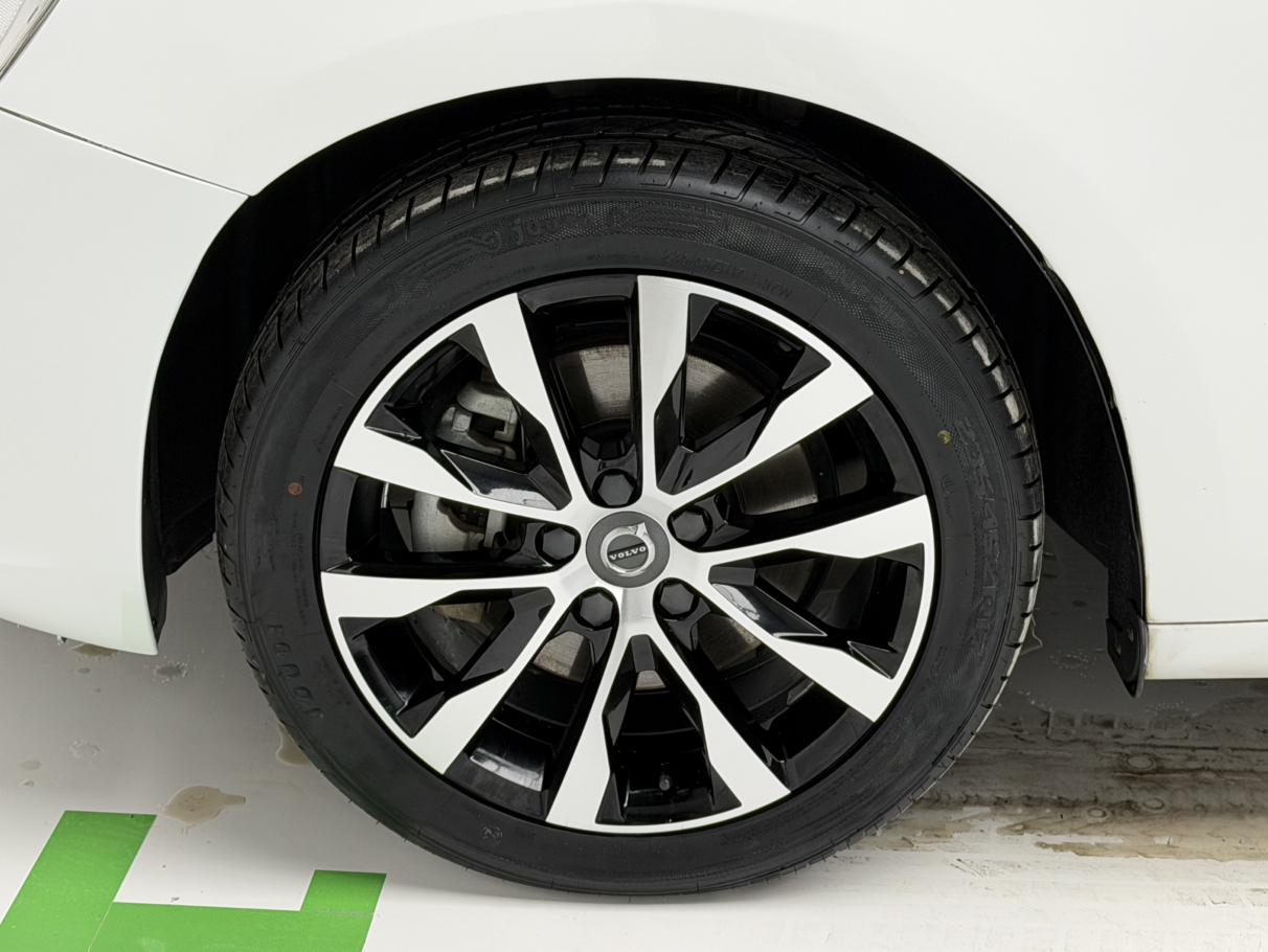 Volvo S60 2019 thumb 7