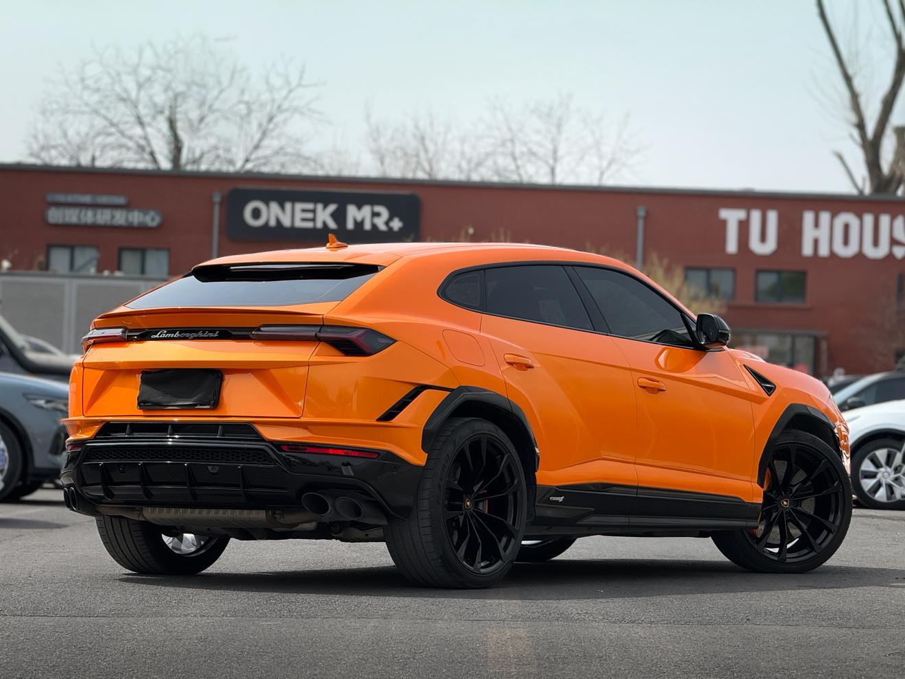 Lamborghini Urus 2023 thumb 4