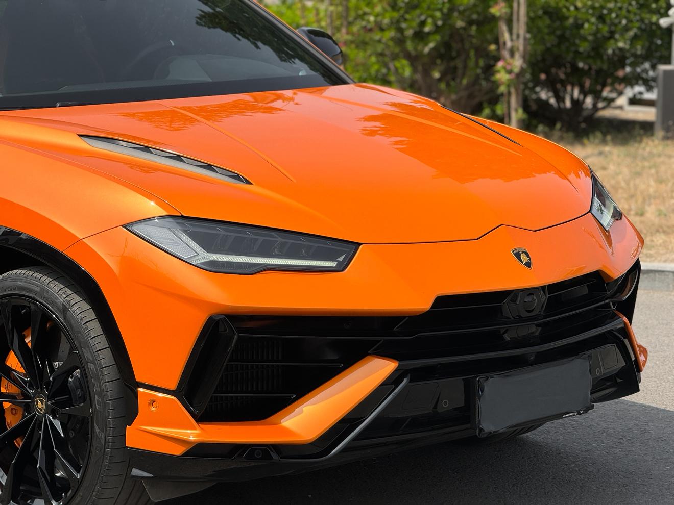 Lamborghini Urus 2023 thumb 5