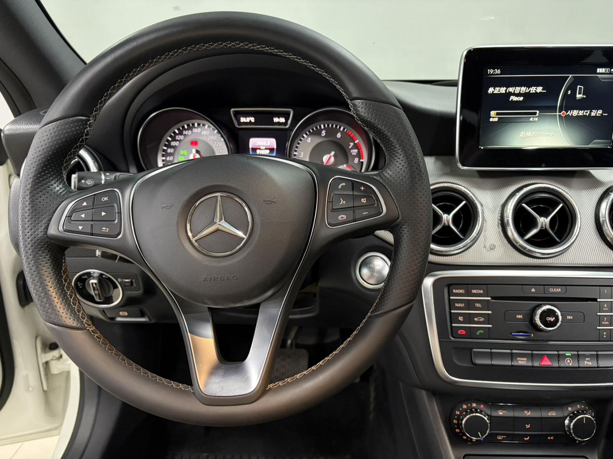 Mercedes-Benz CLA 2016 thumb 9