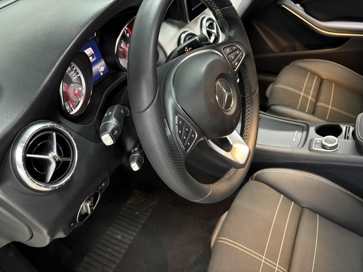 Mercedes-Benz CLA 2016 thumb 12