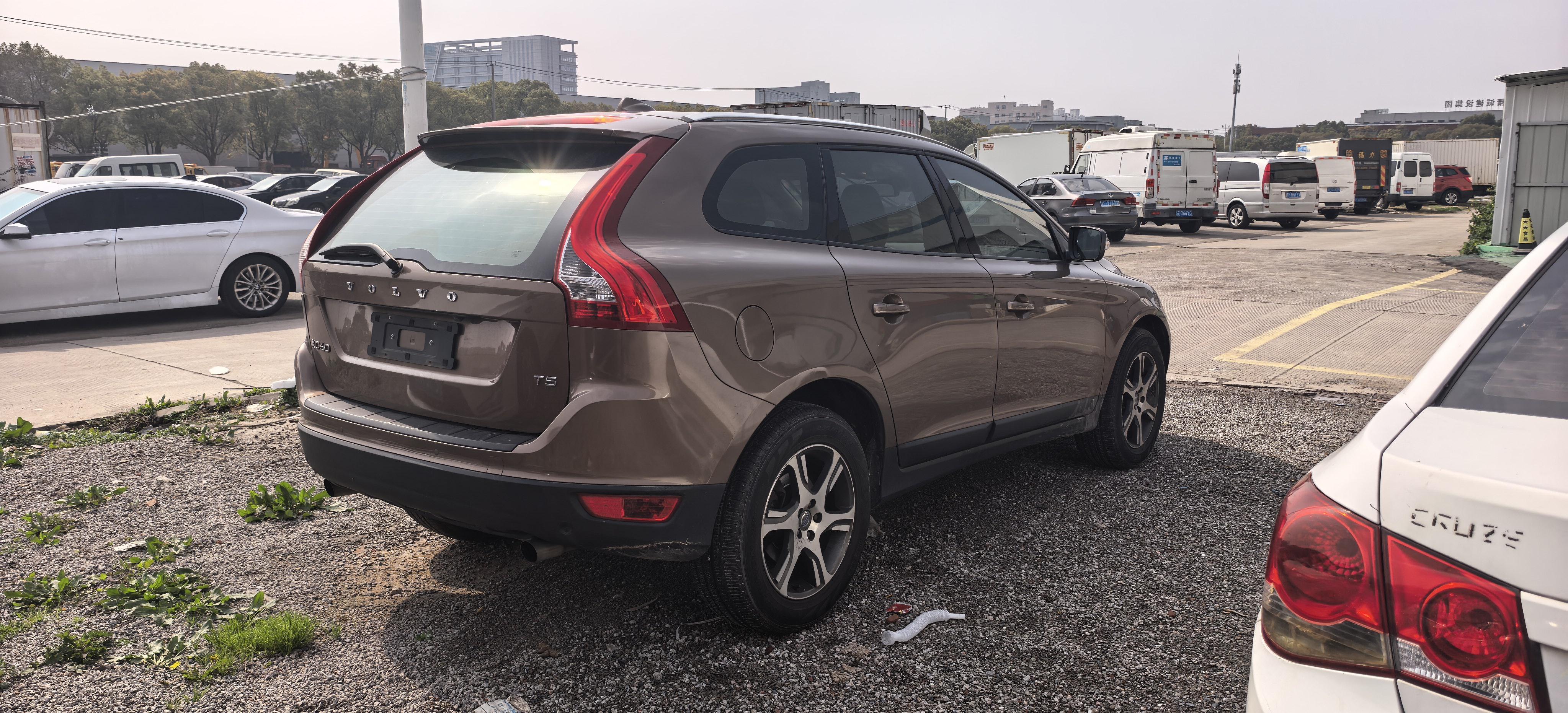 Volvo XC60 2013 thumb 3