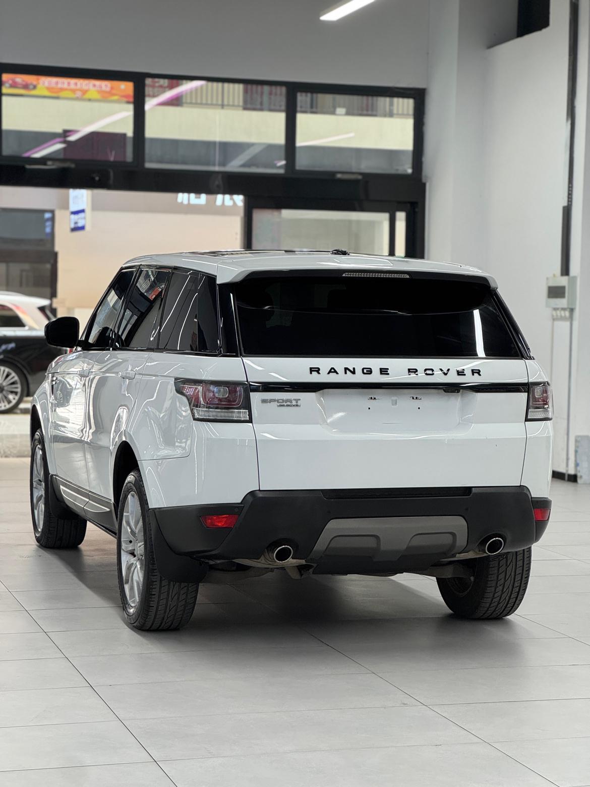 Land Rover Range Rover Sport 2016 thumb 2