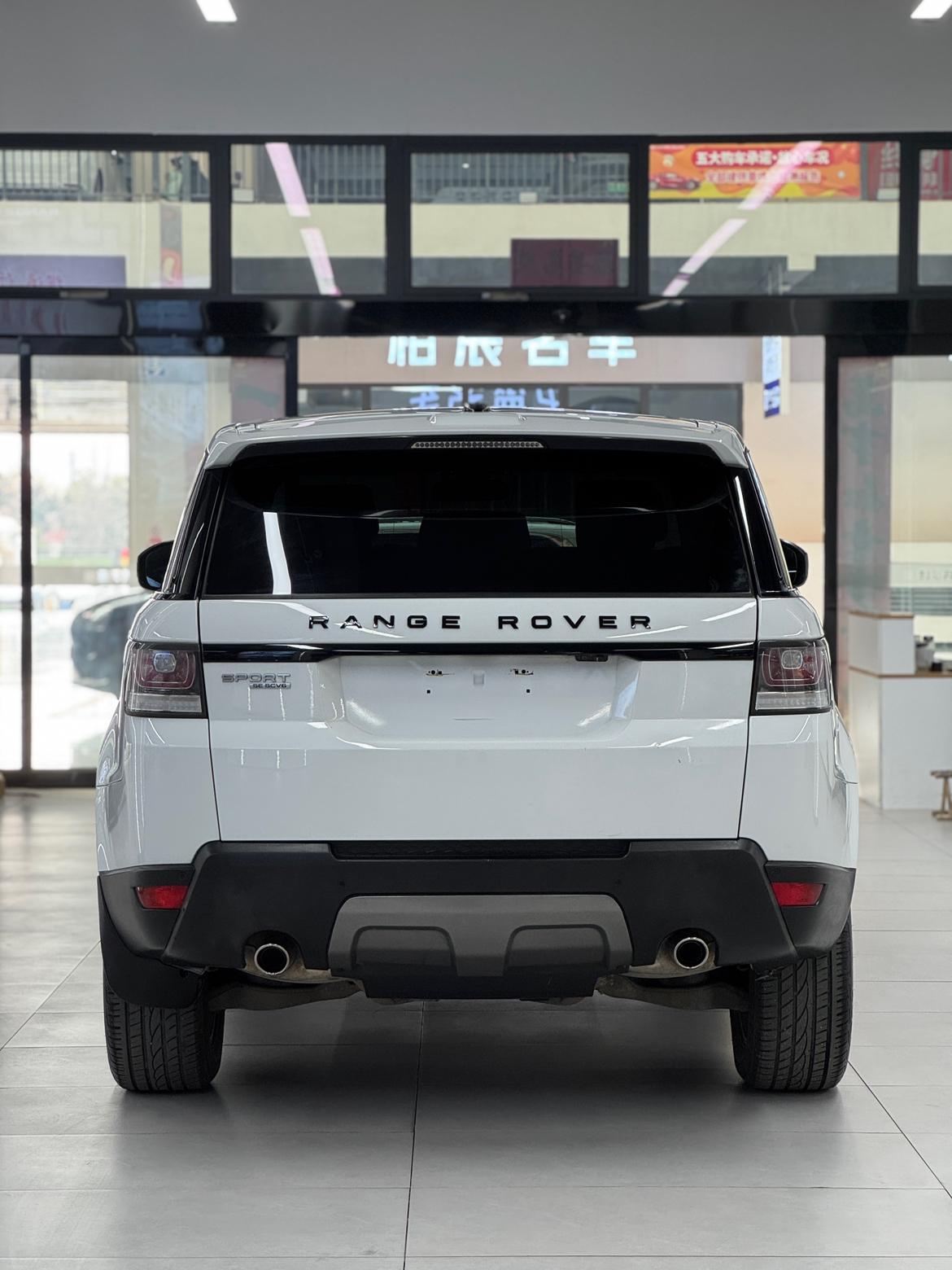 Land Rover Range Rover Sport 2016 thumb 3