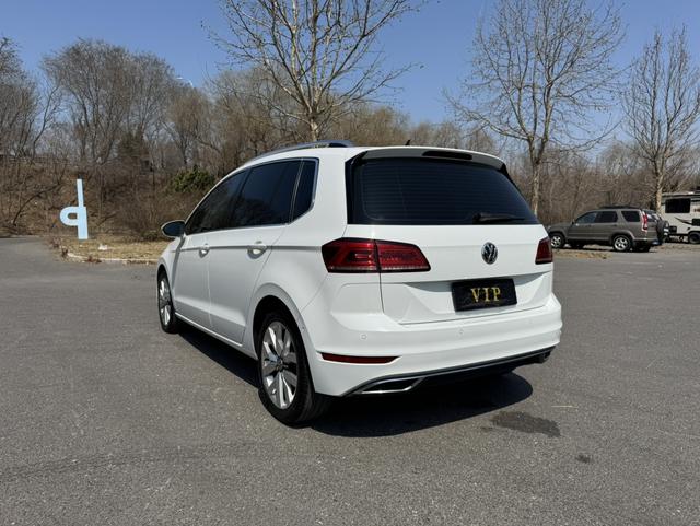 Volkswagen Golf 2019 thumb 3