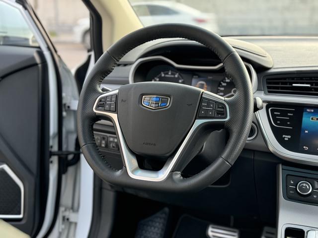 Geely GS 2018 thumb 9