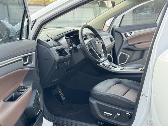 Geely GS 2018 thumb 10