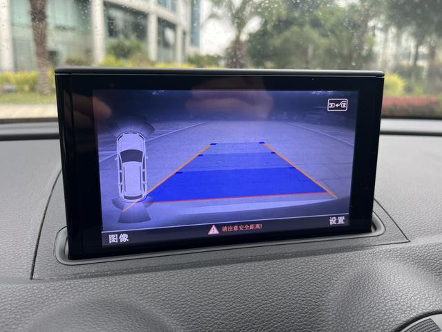 Audi A3 2016 thumb 7