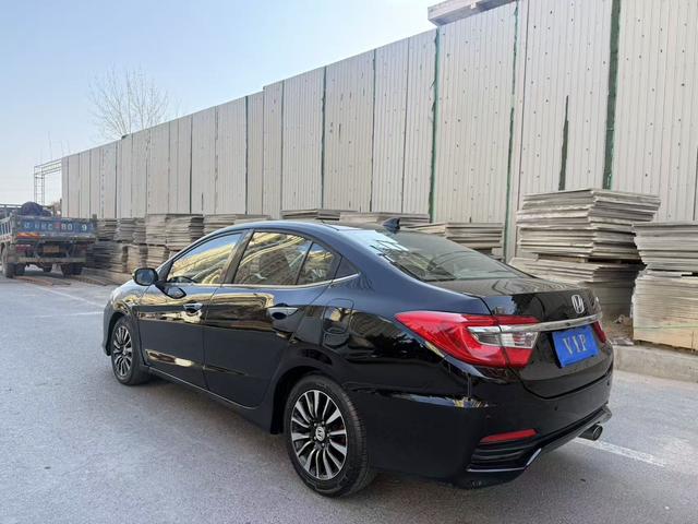 Honda Crider 2013 thumb 11