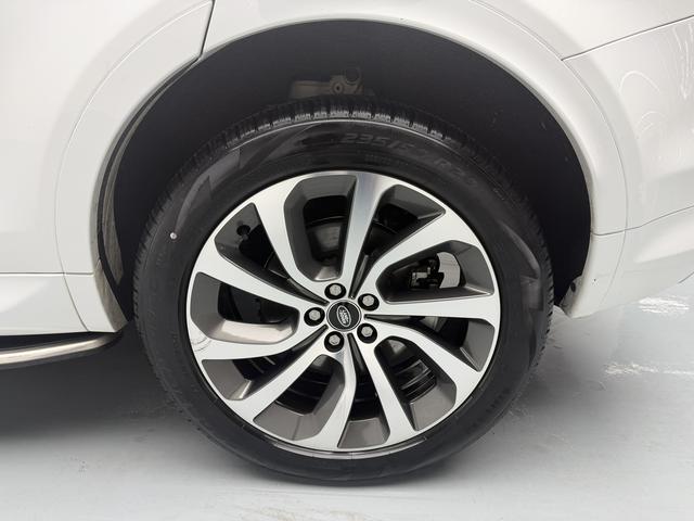 Land Rover Discovery Sport 2022 thumb 7