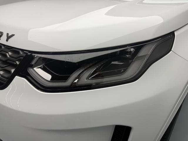 Land Rover Discovery Sport 2022 thumb 10