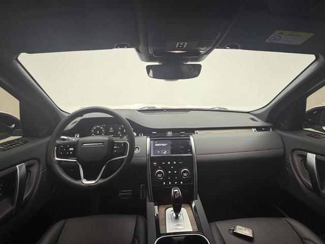 Land Rover Discovery Sport 2022 thumb 12
