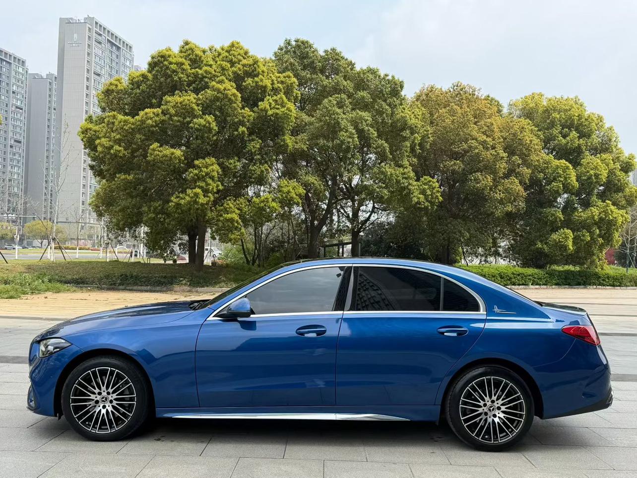 Mercedes-Benz C-Class 2022 thumb 2