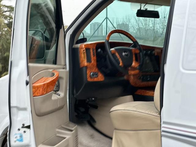 GMC Savana 2013 thumb 5