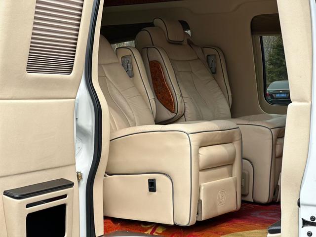 GMC Savana 2013 thumb 6