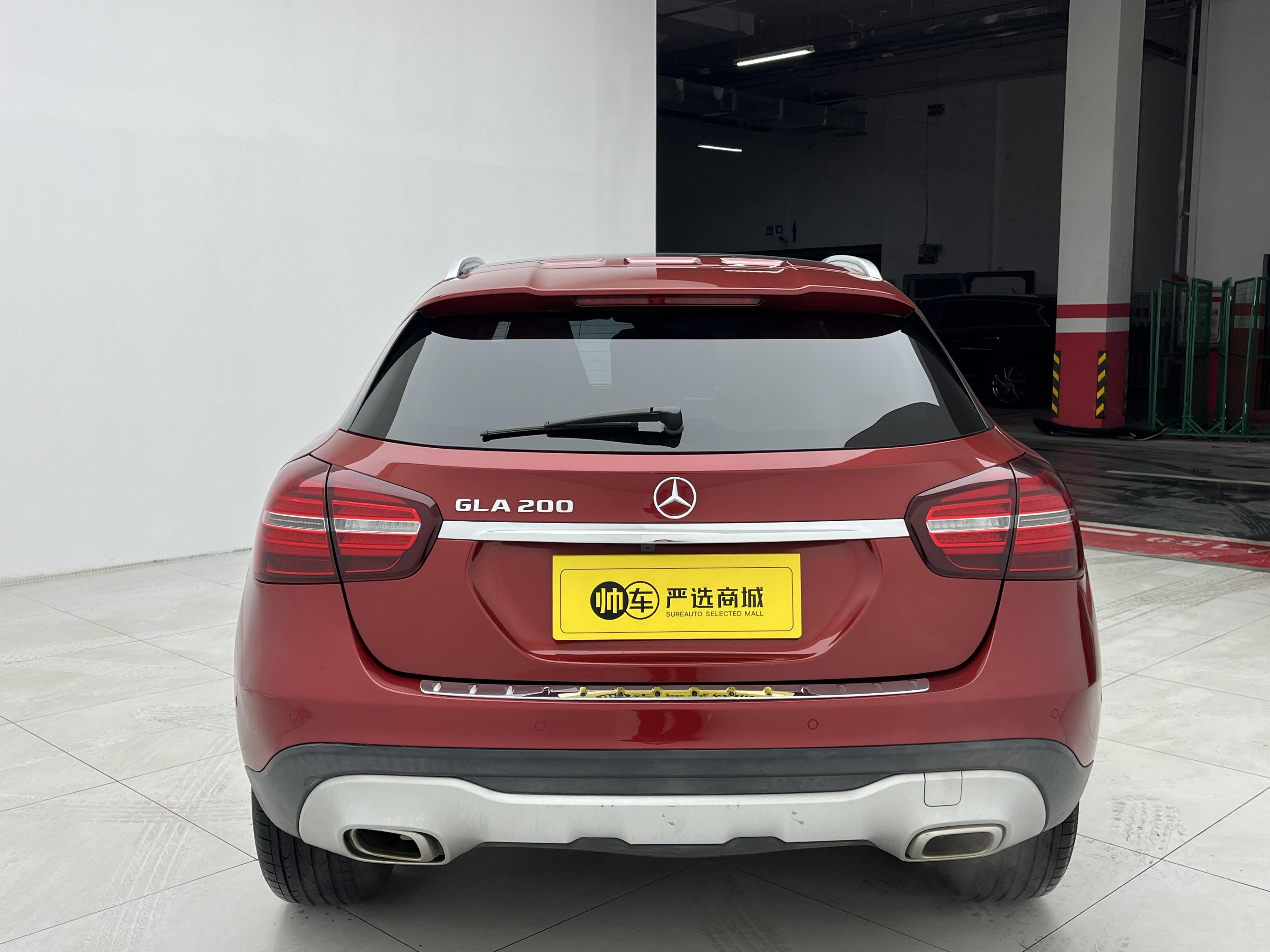 Mercedes-Benz GLA 2018 thumb 3