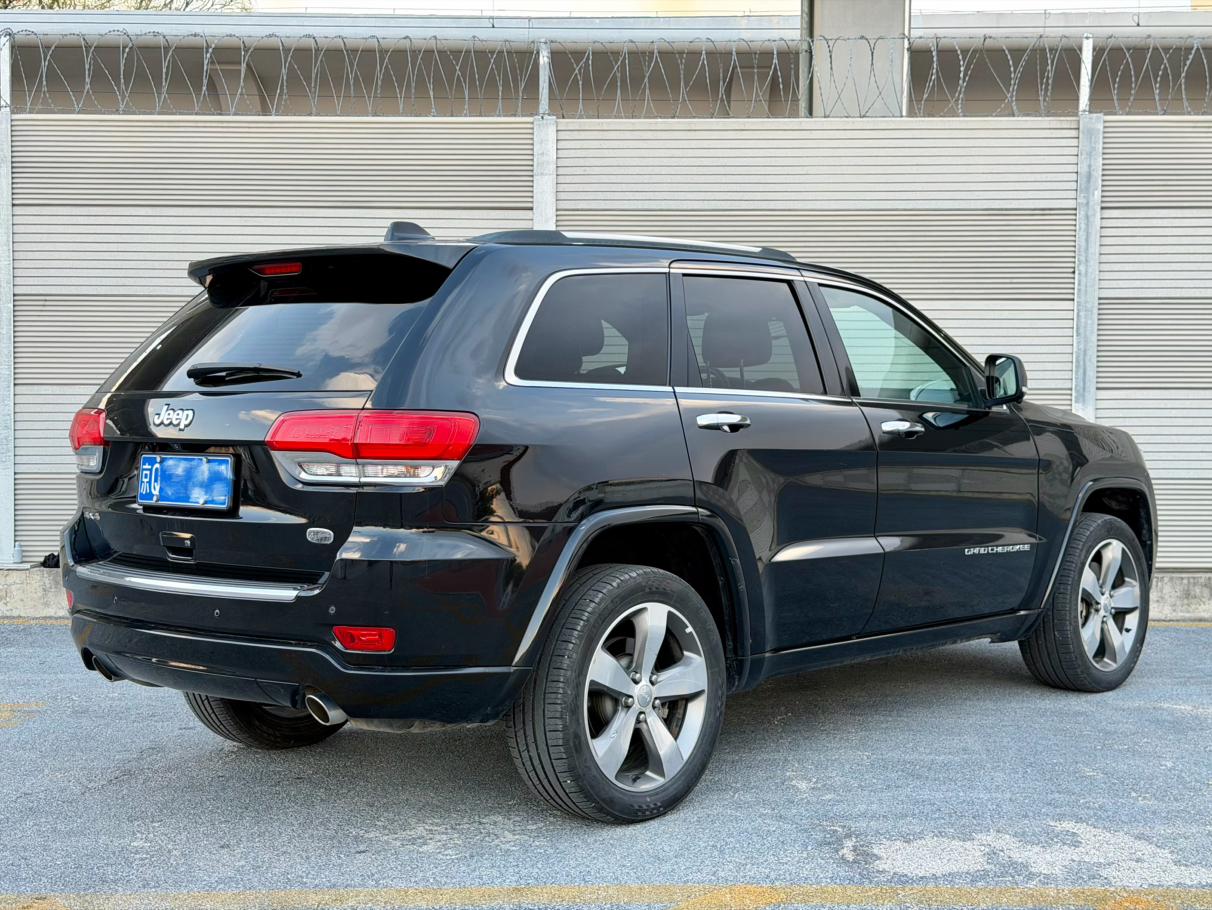 Jeep Grand Cherokee 2015 thumb 5