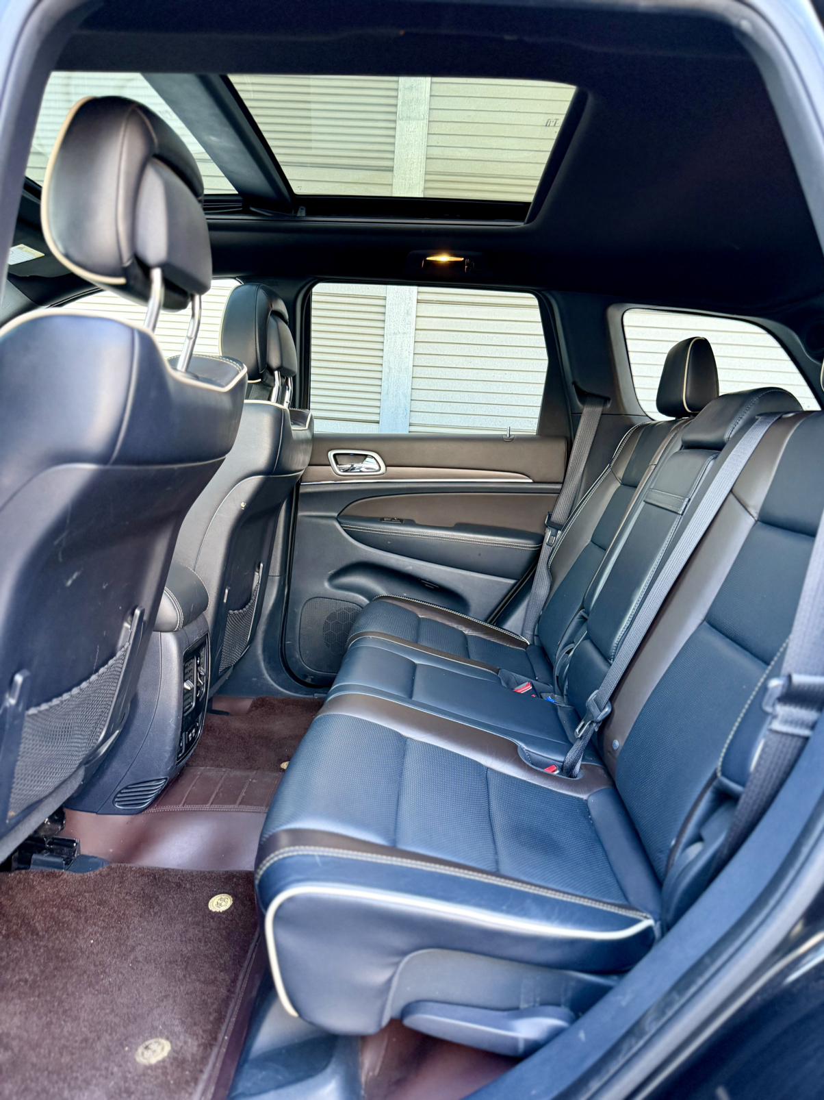 Jeep Grand Cherokee 2015 thumb 11