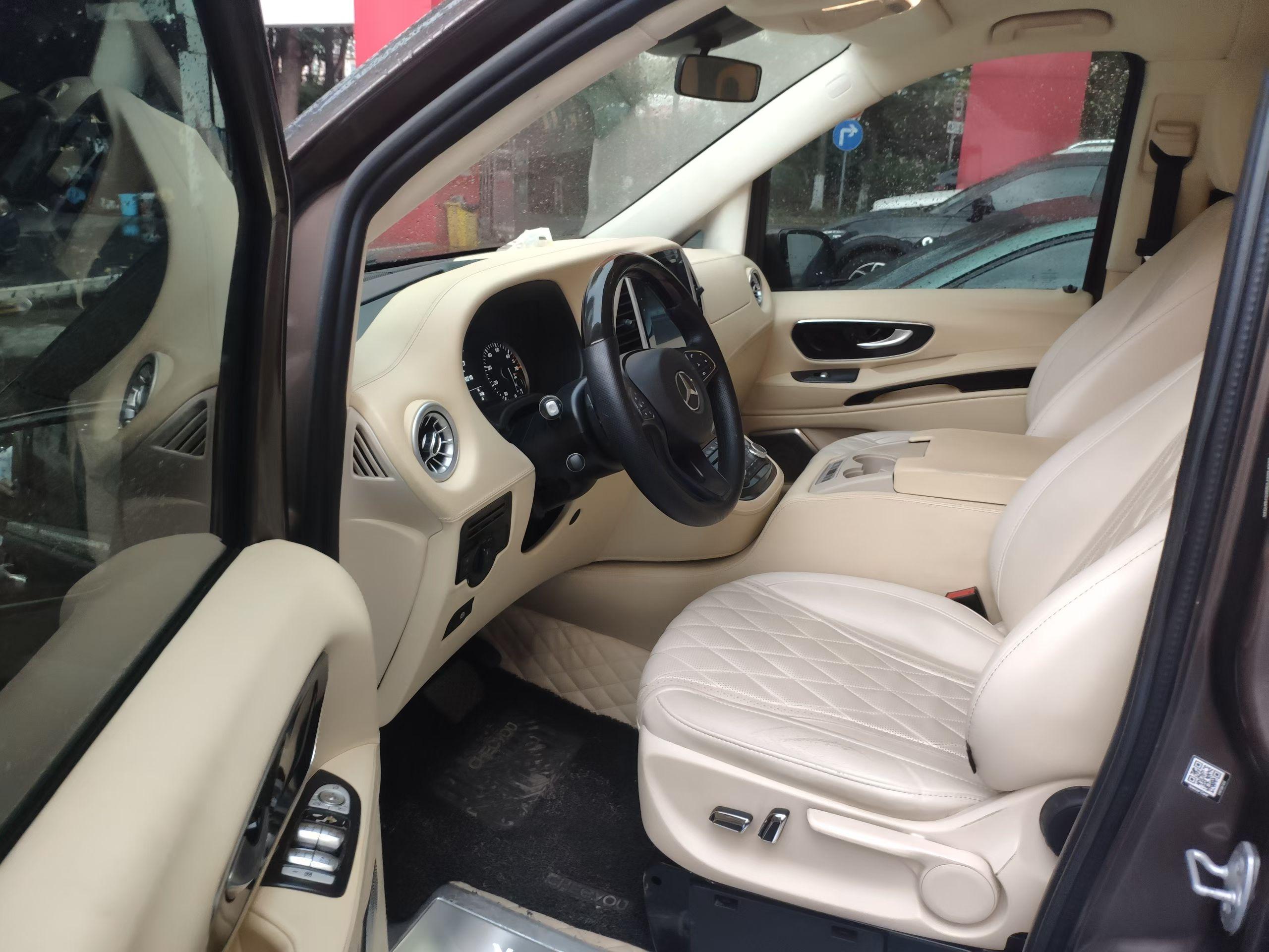 Mercedes-Benz V-Класс 2016 thumb 5