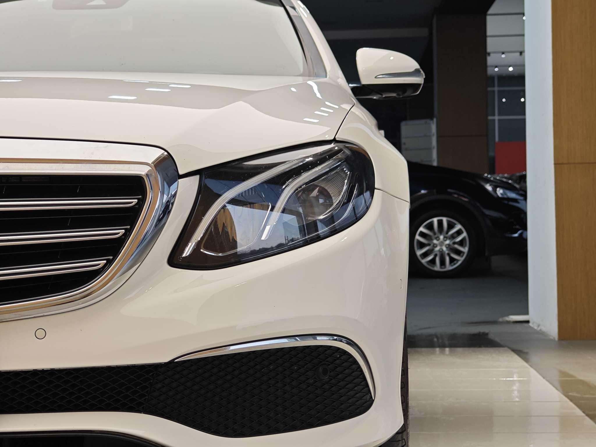Mercedes-Benz E-Class 2016 thumb 8