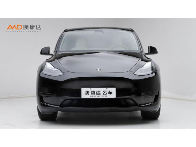 Tesla Model Y 2022 thumb 10
