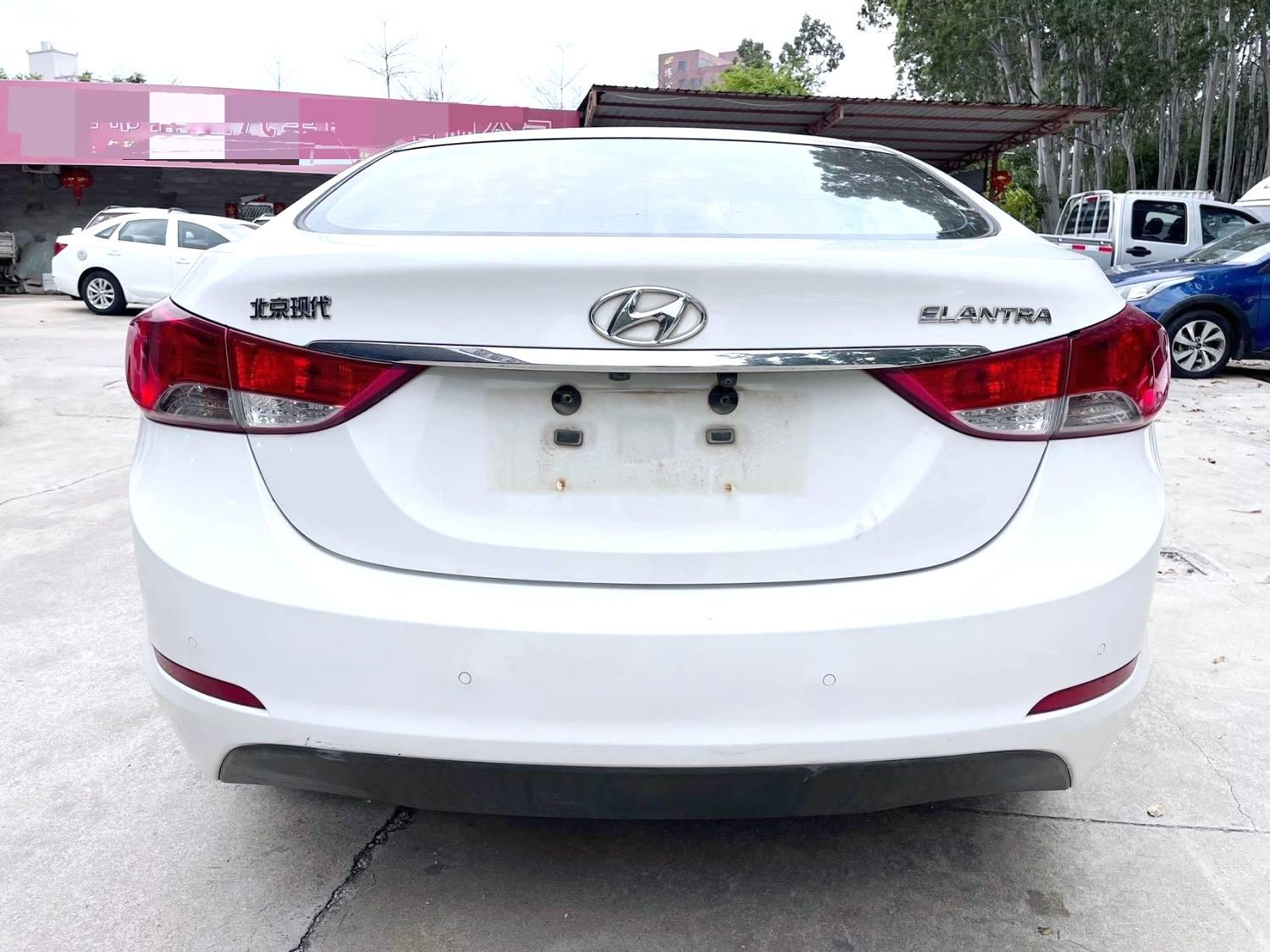 Hyundai Elantra 2013 thumb 3