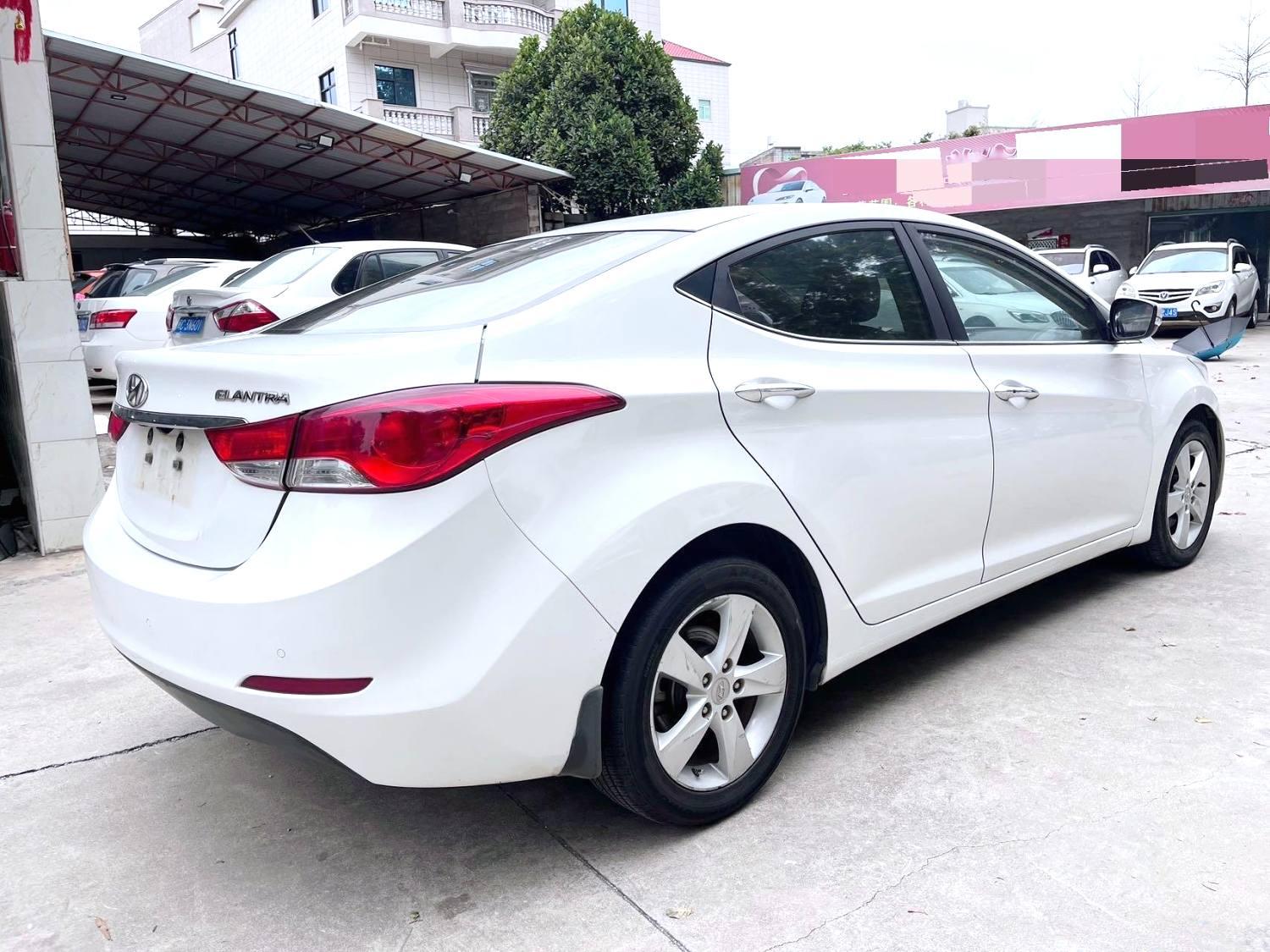 Hyundai Elantra 2013 thumb 4