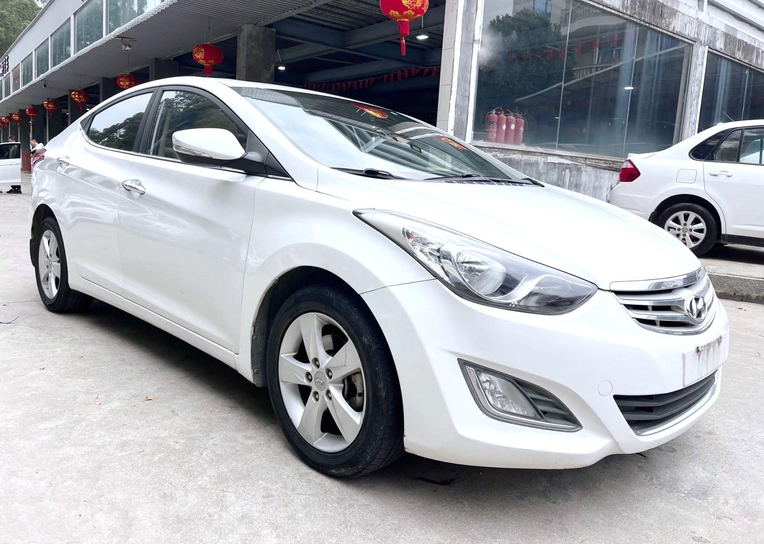 Hyundai Elantra 2013 thumb 10