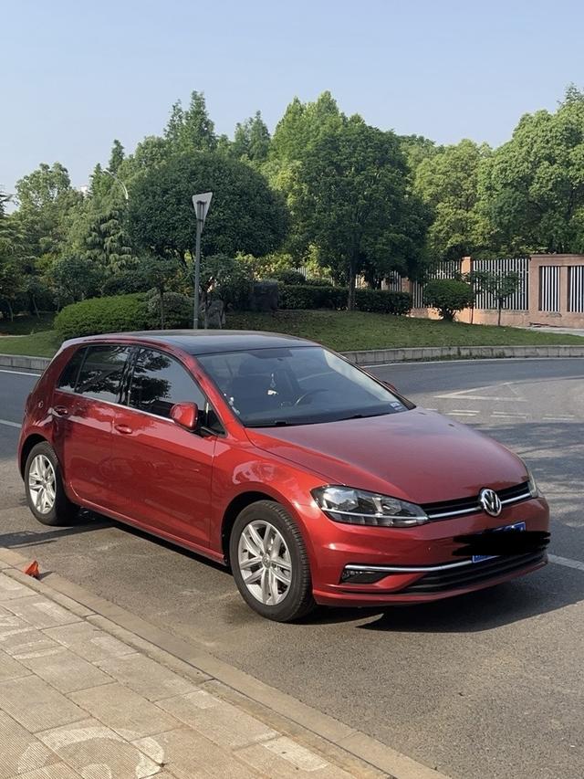 Volkswagen Golf 2018 thumb 3
