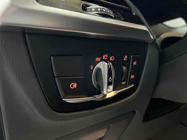 BMW X3 2021 thumb 12