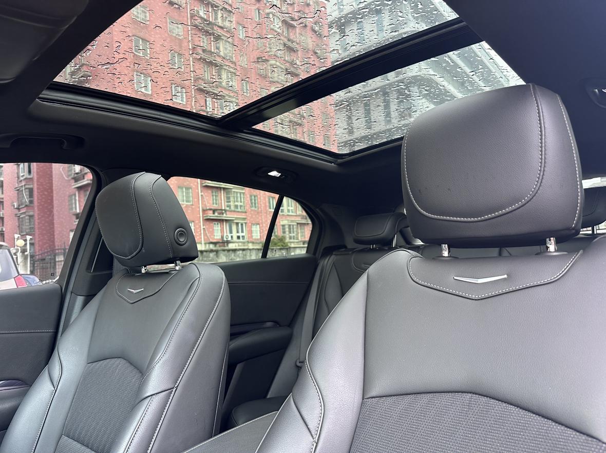 Cadillac XT4 2022 thumb 7